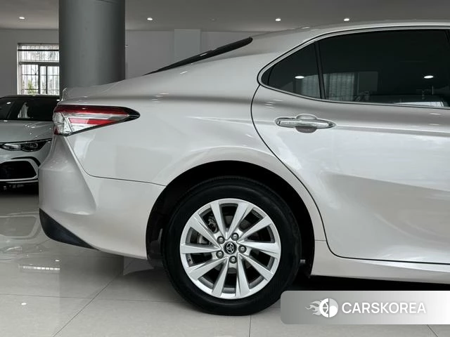 Toyota Camry 2021 Шампань из Китая, фото 4