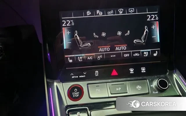 Audi e-Tron 2020 Синий из Кореи, фото 4