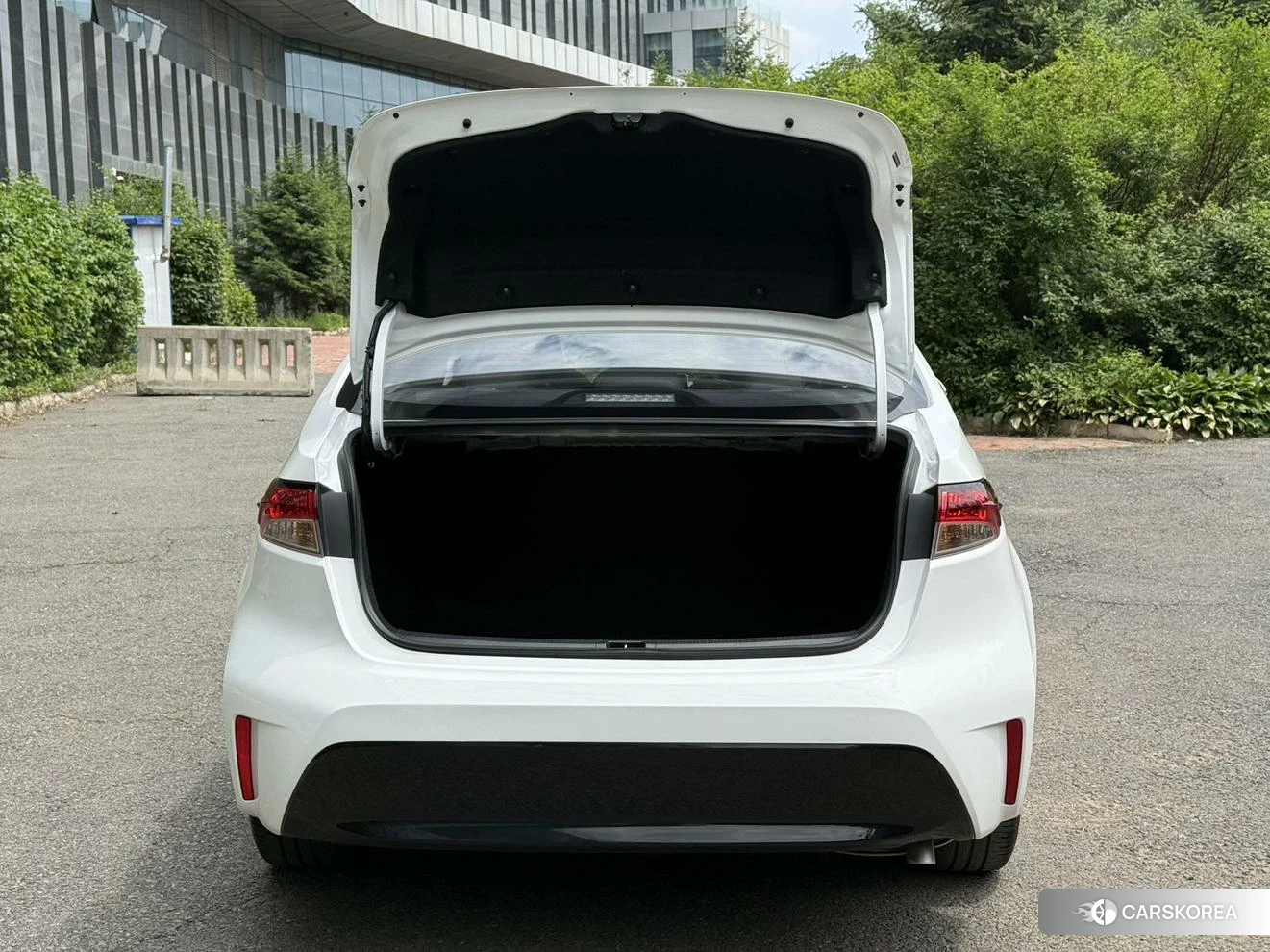 Toyota Lei Ling 2023 Белый из Китая, фото 4