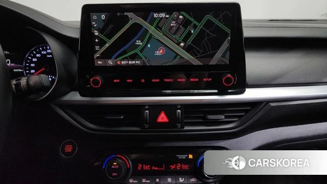 Kia The New K3 2nd generation 2021 Белый из Кореи, фото 4