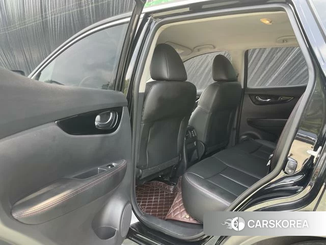 Nissan Qashqai 2022 Черный из Китая, фото 4