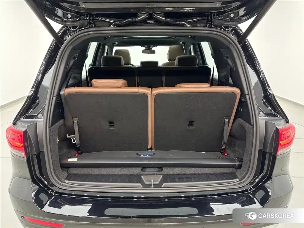 Mercedes-Benz GLB 2023 Черный из Китая, фото 4
