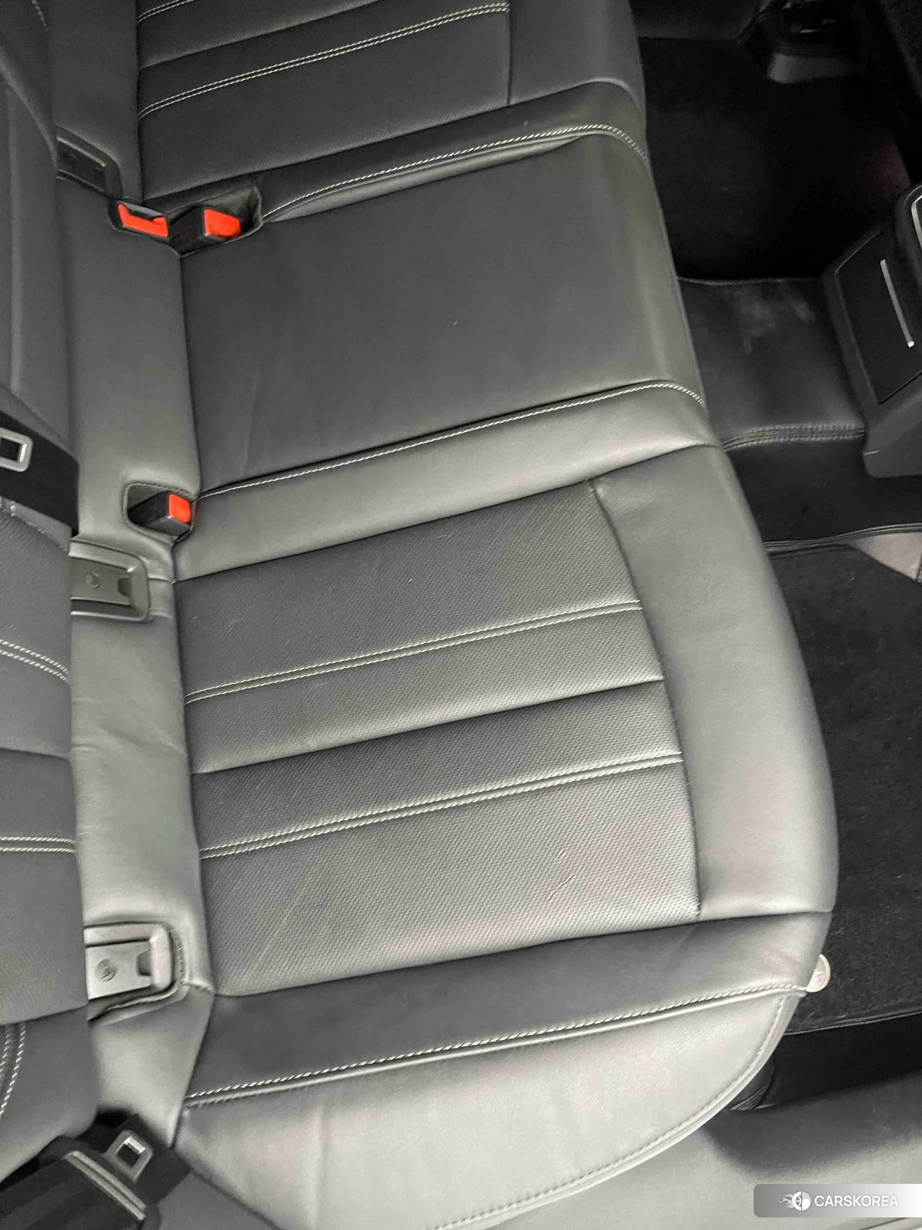 Audi A4L 2021 Белый из Китая, фото 4