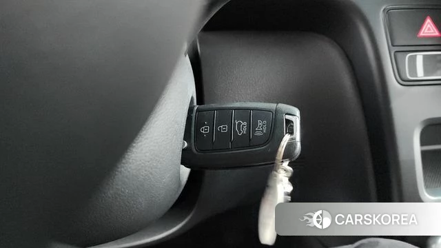 Hyundai Staria 2025 Черный из Кореи, фото 4