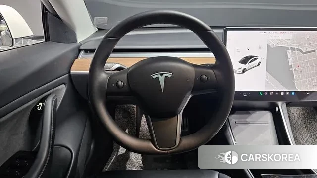 Tesla Model 3 2020 Белый из Кореи, фото 4
