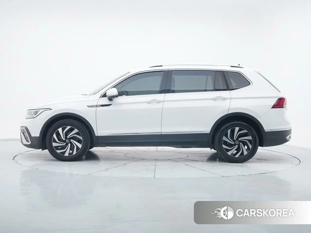 Volkswagen Tiguan L 2023 Белый из Китая, фото 4
