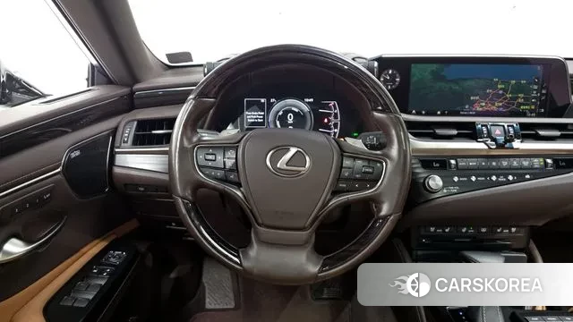 Lexus ES300h 7th generation 2021 Серебристо-серый из Кореи, фото 4