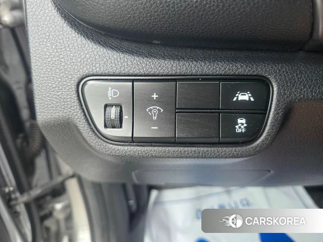 Kia Seltos 2019 Серебристо-серый из Кореи, фото 4