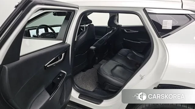 Kia EV6 2023 Белый из Кореи, фото 4