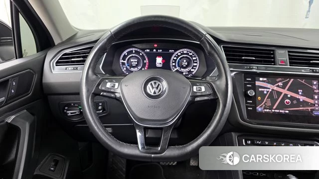 Volkswagen Tiguan Allspace 2018 Черный из Кореи, фото 4