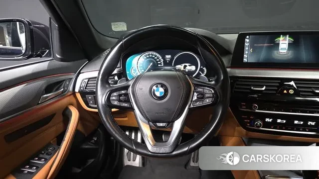 BMW 5 Series (G30) 2018 Черный из Кореи, фото 4