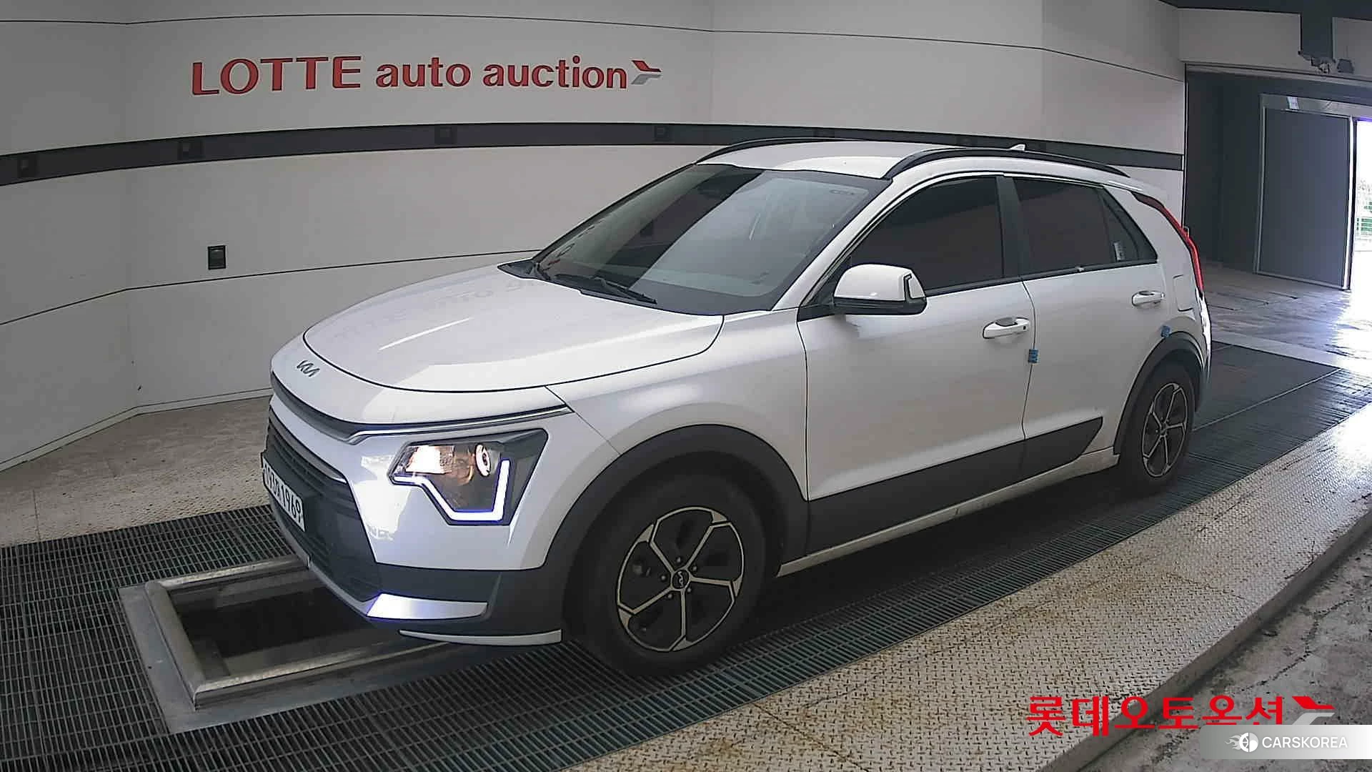 Kia Niro Hybrid 2022 Snow White Pearl (optional) из Кореи, фото 4