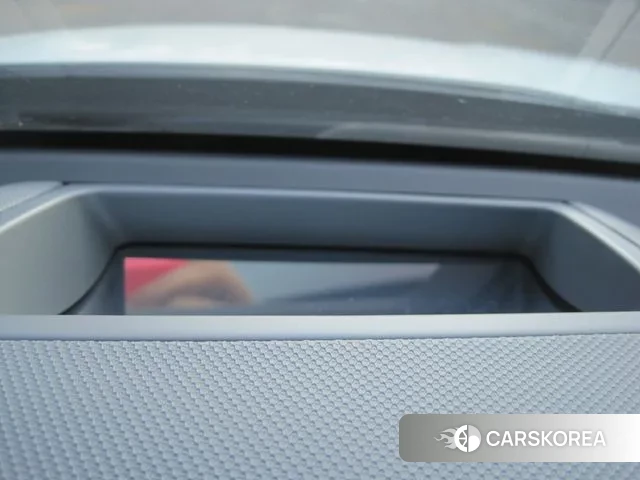 Kia Di Ol Nu Niro 2023 Белый из Кореи, фото 4