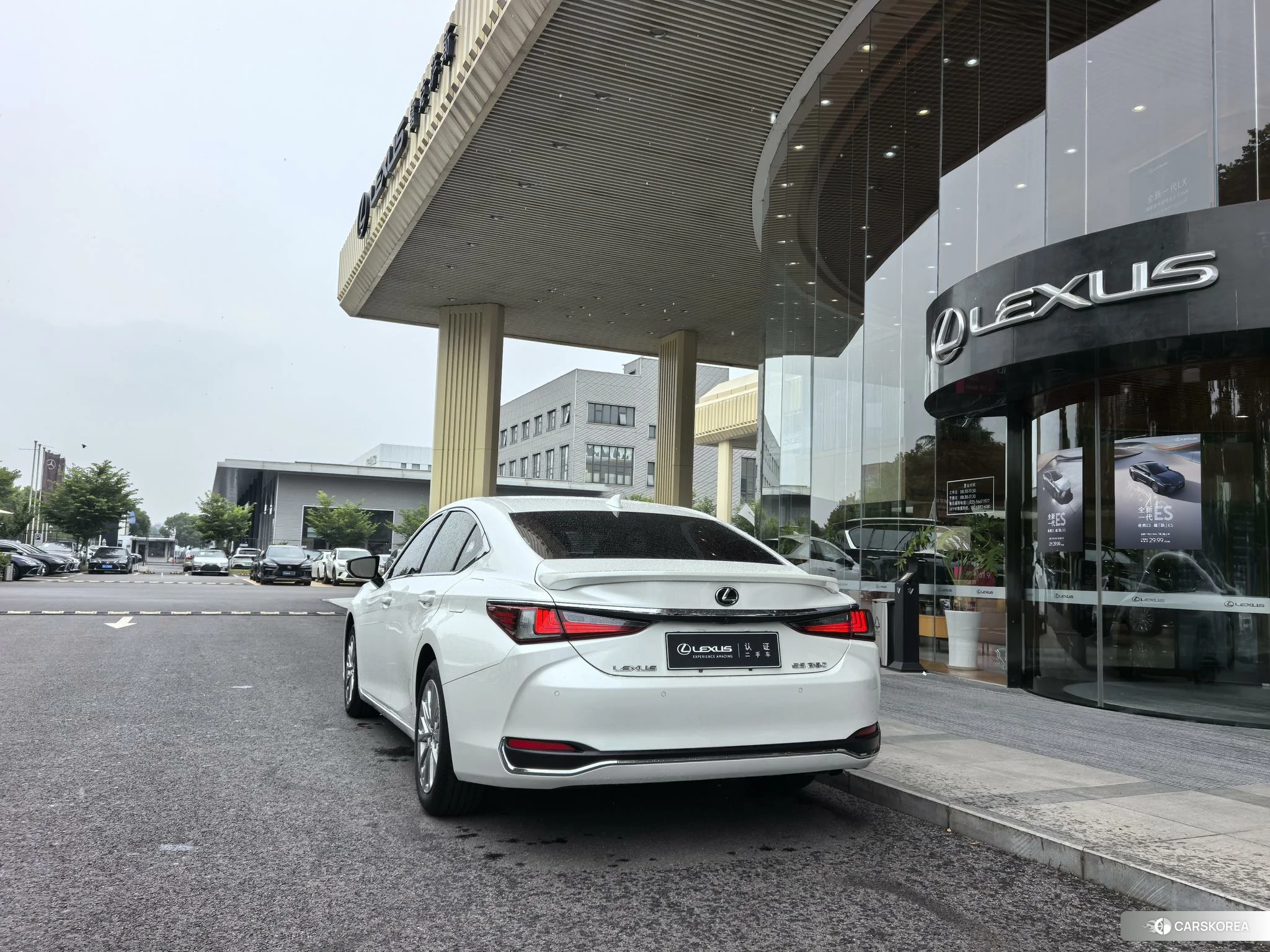 Lexus ES 2021 Белый из Китая, фото 4