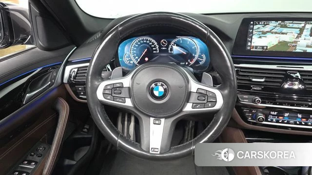 BMW 5 Series (G30) 2018 Серый из Кореи, фото 4