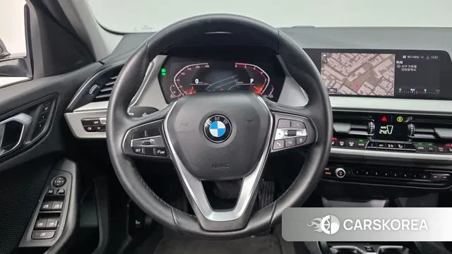 BMW 1 Series (F40) 2021 Серый из Кореи, фото 4