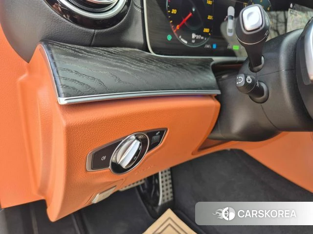 Mercedes-Benz CLS-Class C257 2022 Белый из Кореи, фото 4