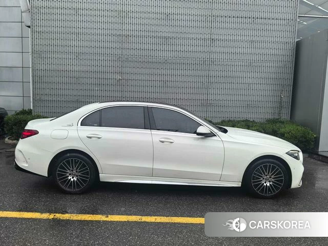Mercedes-Benz Class C 2021 Белый из Китая, фото 4