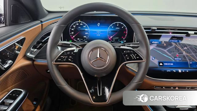 Mercedes-Benz E-Class W214 2024 Белый из Кореи, фото 4