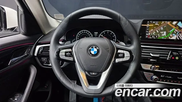 BMW 5 Series (G30) 2019 Белый из Кореи, фото 4