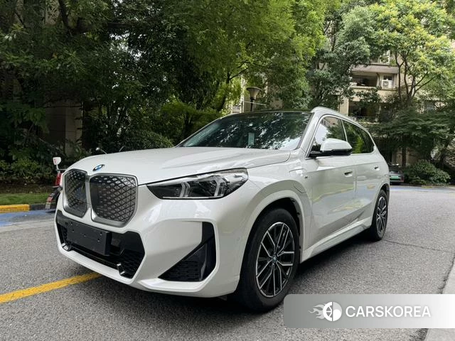 BMW iX1 2024 Белый из Китая, фото 4
