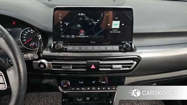 Kia Seltos 2022 Белый из Кореи, фото 4