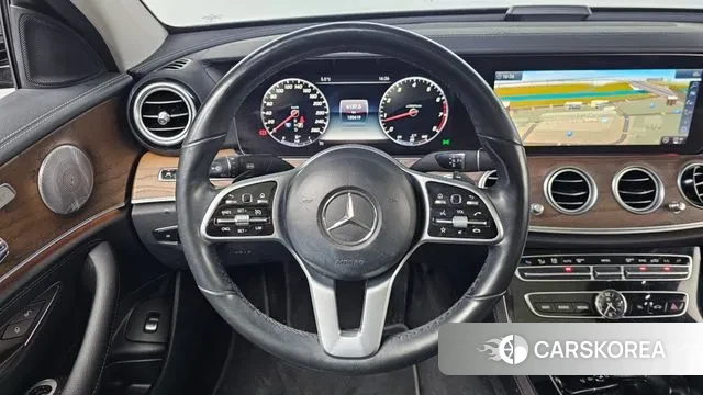 Mercedes-Benz E-Class W213 2019 Черный из Кореи, фото 4
