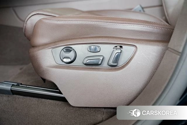 Volkswagen Touareg 2018 Синий из Китая, фото 4