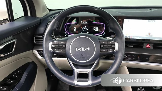 Kia Sportage 5th Generation 2022 Белый из Кореи, фото 4
