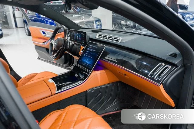 Mercedes-Benz Maybach S-class 2023 Черный из Китая, фото 4
