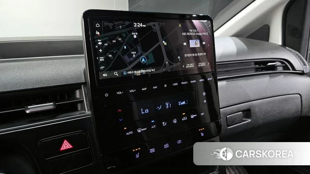 Hyundai Staria 2023 Белый из Кореи, фото 4