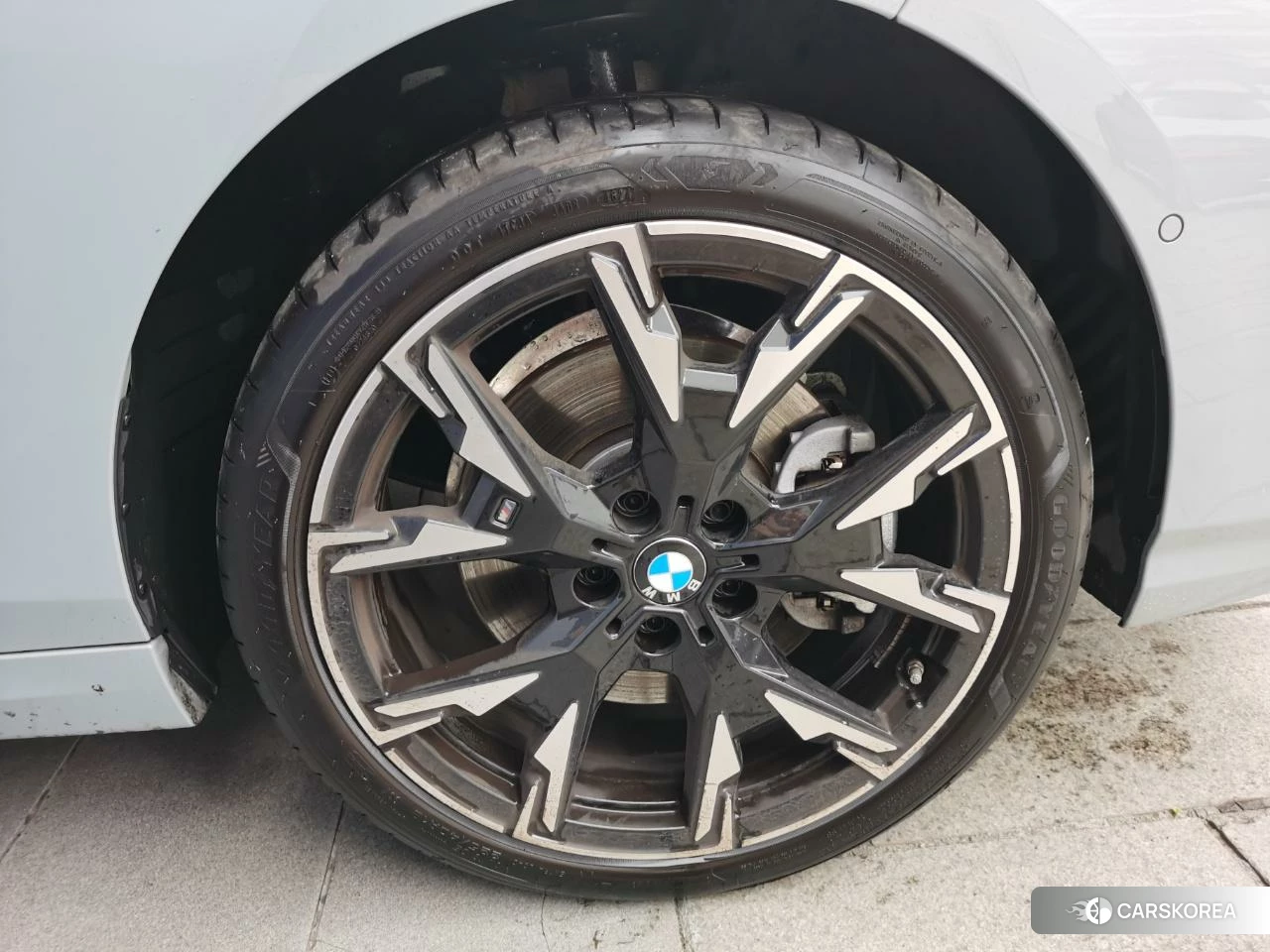 BMW 2 series 2025 Серебристо-серый из Китая, фото 4
