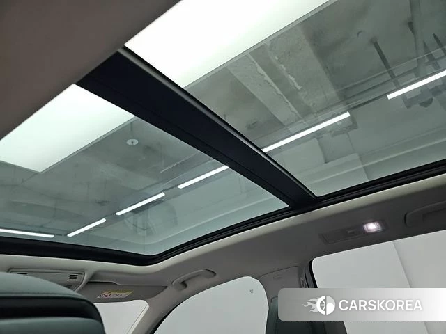 Volkswagen Tiguan second Generation 2023 Белый из Кореи, фото 4