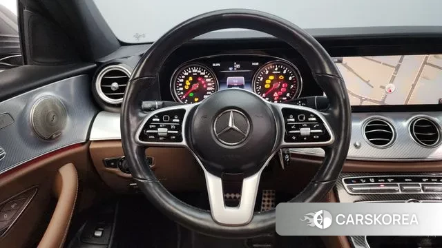 Mercedes-Benz E-Class W213 2019 Серый из Кореи, фото 4
