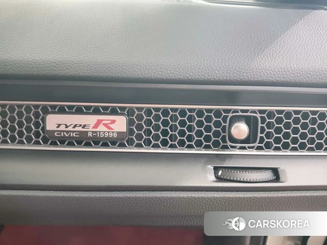 Honda Civic (imported) 2023 Белый из Китая, фото 4