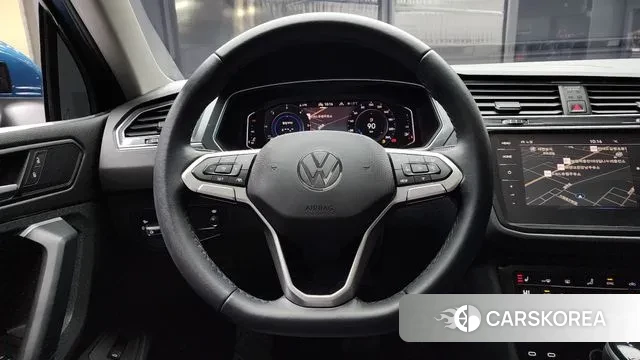 Volkswagen Tiguan second Generation 2023 Синий из Кореи, фото 4