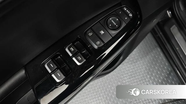 Kia Sportage The Bold 2021 Черный из Кореи, фото 4