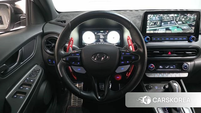 Hyundai The New Kona 2022 Светло-серебряный цвет из Кореи, фото 4