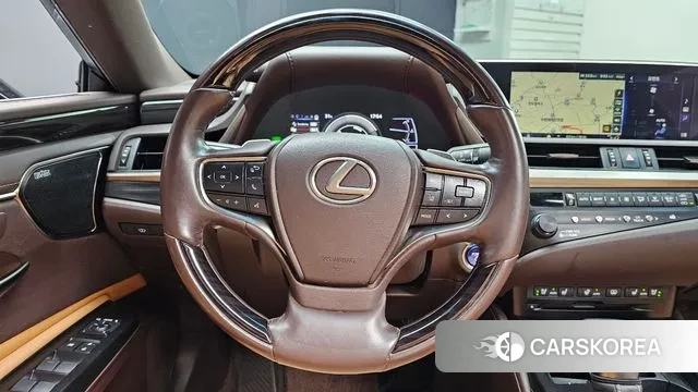 Lexus ES300h 7th generation 2019 Черный из Кореи, фото 4