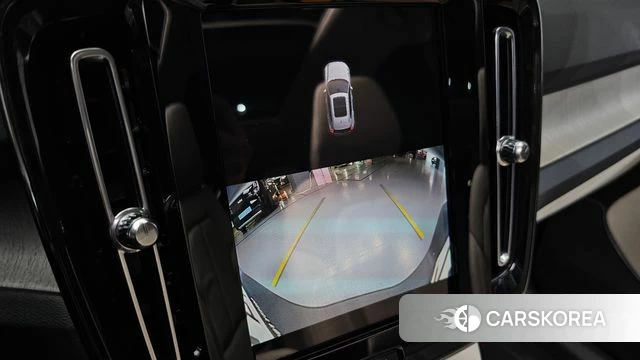 Volvo XC40 2023 Белый из Кореи, фото 4