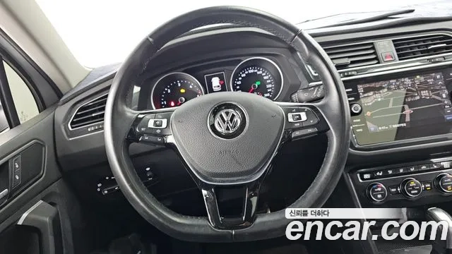 Volkswagen Tiguan second Generation 2020 Белый из Кореи, фото 4