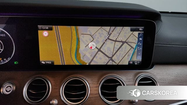 Mercedes-Benz E-Class W213 2018 Черный из Кореи, фото 4