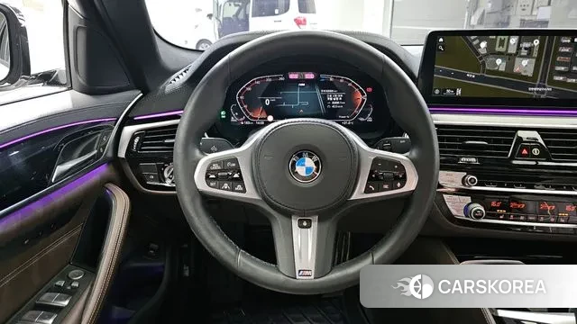 BMW 5 Series (G30) 2021 Белый из Кореи, фото 4