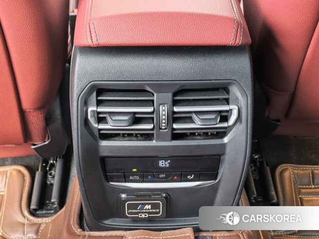 BMW 3 series 2023 Черный из Китая, фото 4