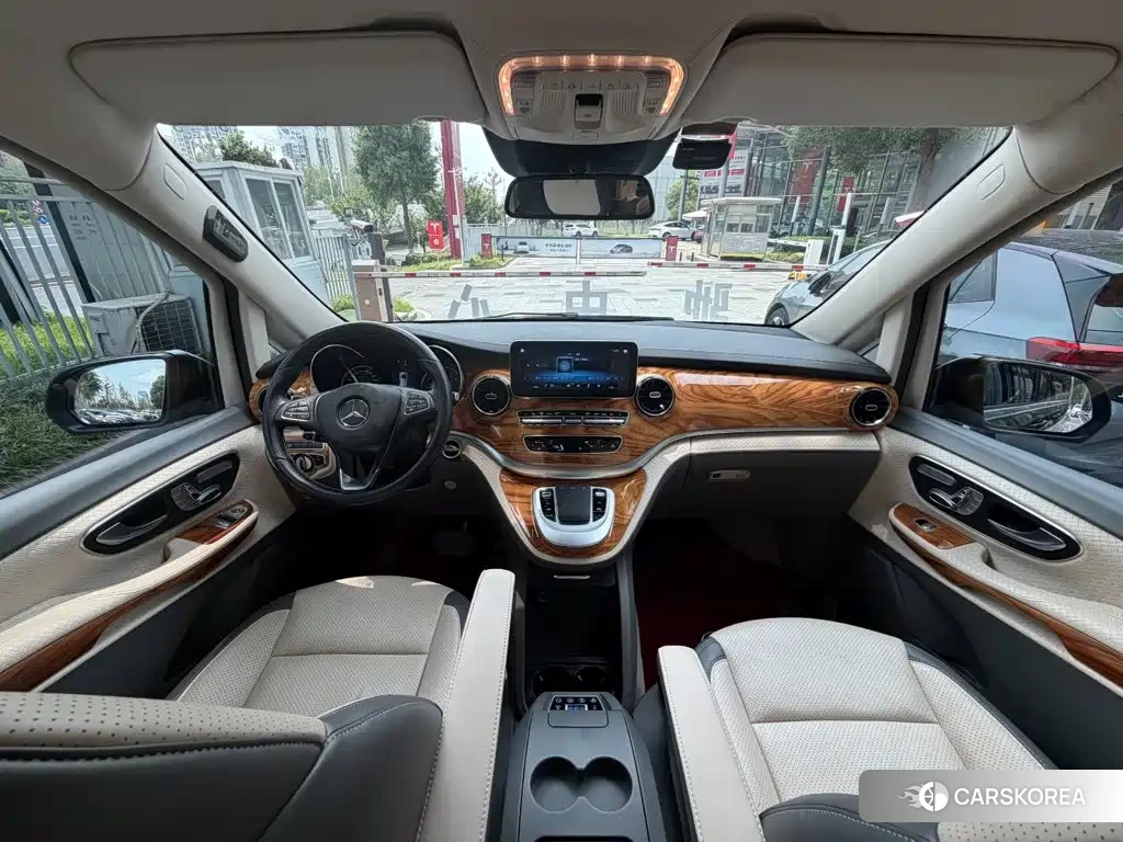 Mercedes-Benz V-Class 2022 Черный из Китая, фото 4
