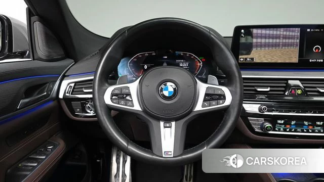 BMW 6 Series GT (G32) 2022 Серебристо-серый из Кореи, фото 4
