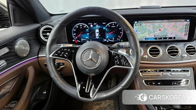 Mercedes-Benz E-Class W213 2021 Черный из Кореи, фото 4