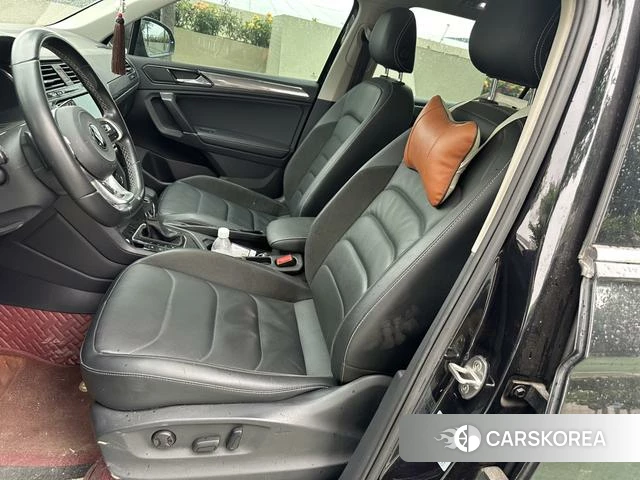 Volkswagen Tiguan L 2021 Черный из Китая, фото 4
