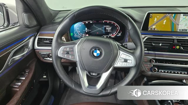 BMW 7 Series (G11) 2021 Серебристо-серый из Кореи, фото 4