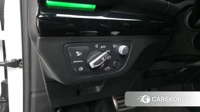 Audi Q5 (FY) 2022 Белый из Кореи, фото 4
